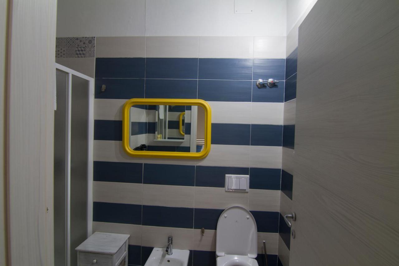 Bed and Breakfast Le Stanze Di Adele LʼAquila Exterior foto